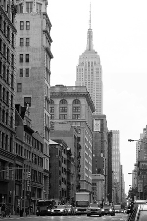 Empire NYC bw-