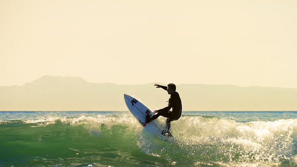 Surfing pano-